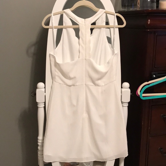 WHITE DRESS - Picture 3 of 5